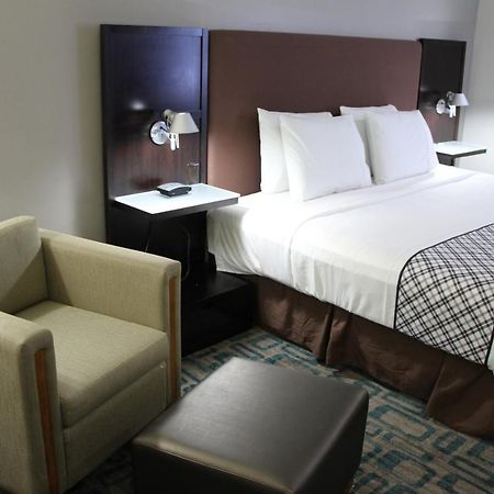 Westbridge Inn & Suites Carrollton Esterno foto