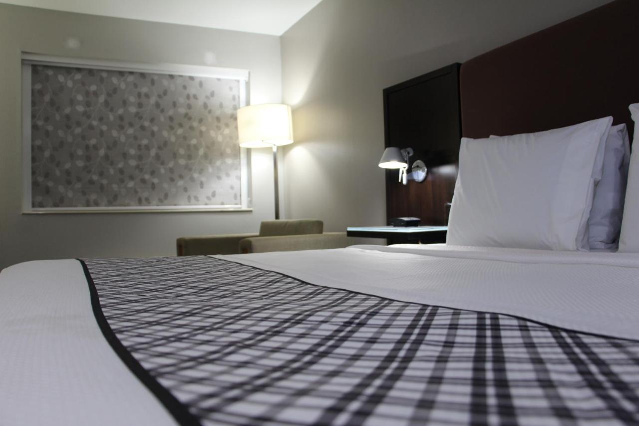 Westbridge Inn & Suites Carrollton Esterno foto