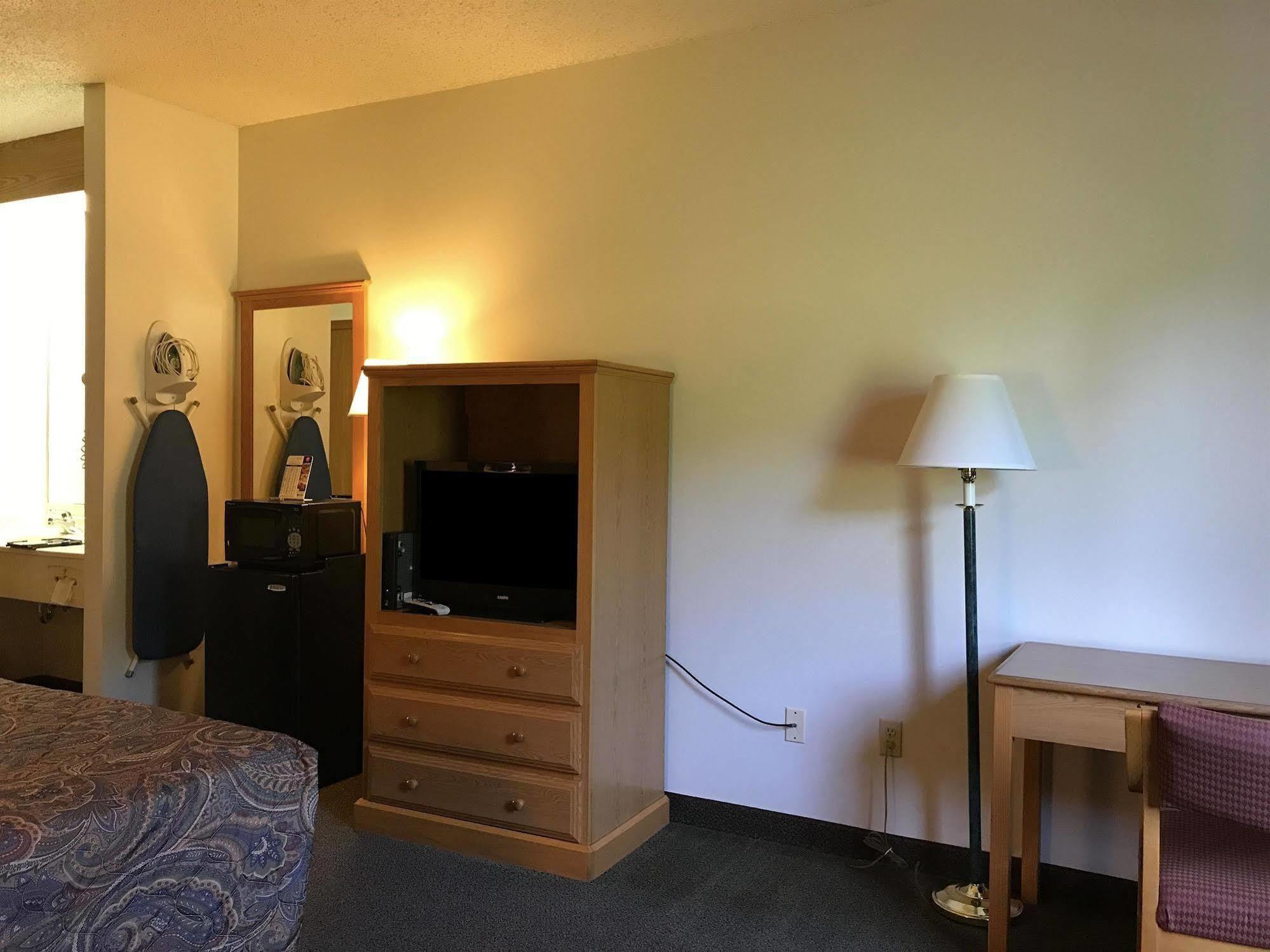 Westbridge Inn & Suites Carrollton Esterno foto