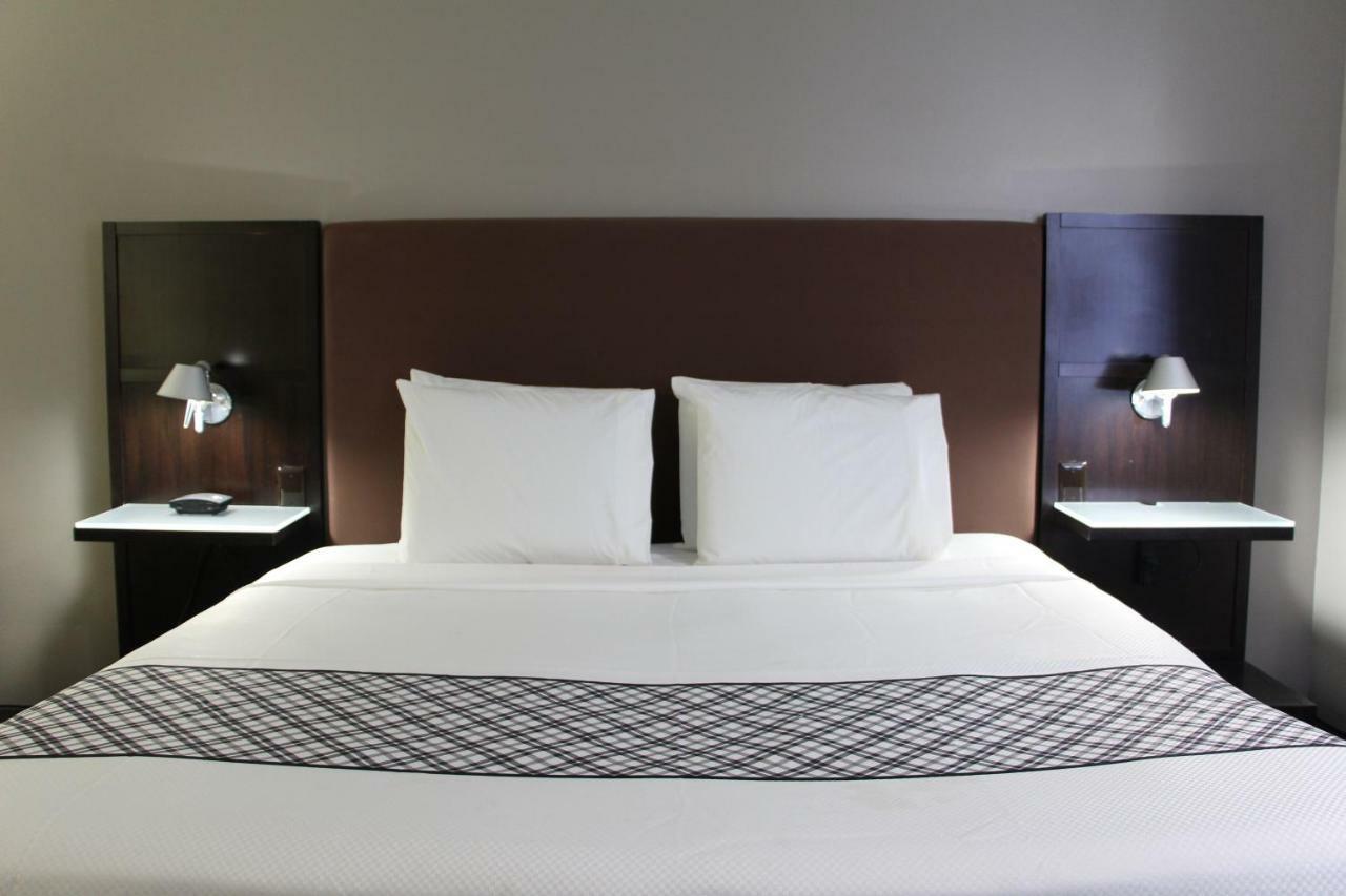 Westbridge Inn & Suites Carrollton Esterno foto